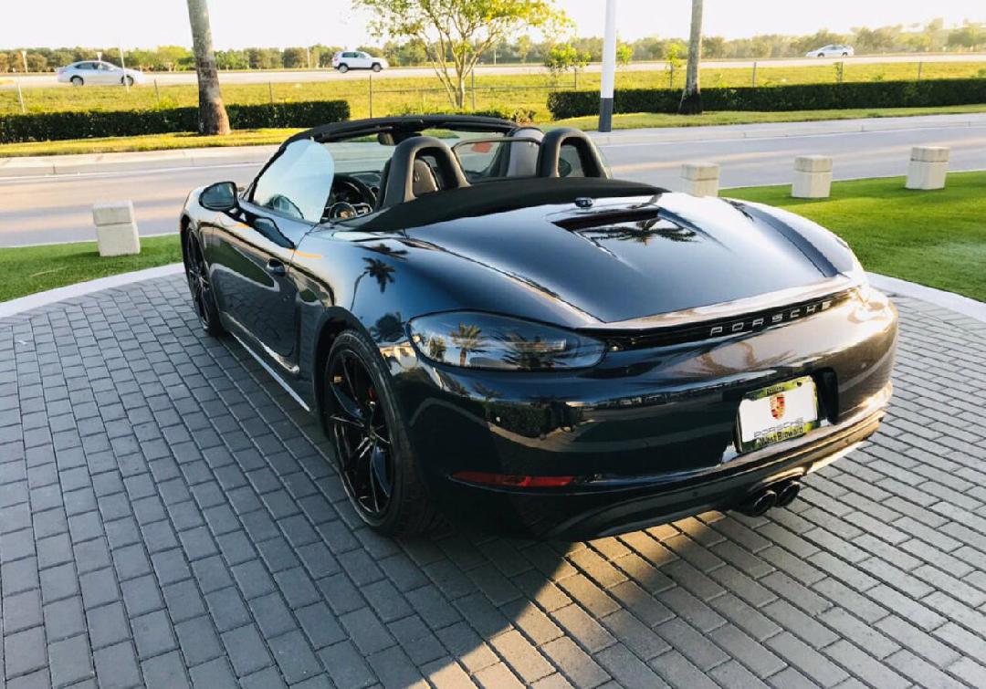 2019款保时捷718 Boxster