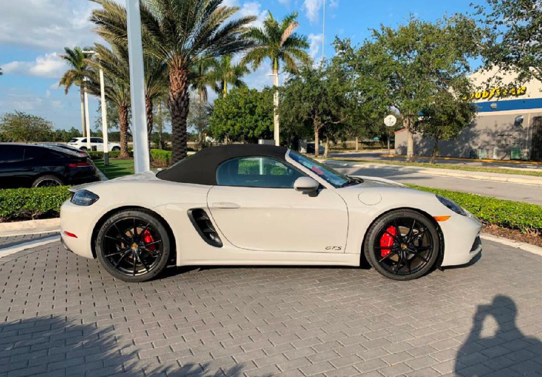 2019款保时捷718 Boxster