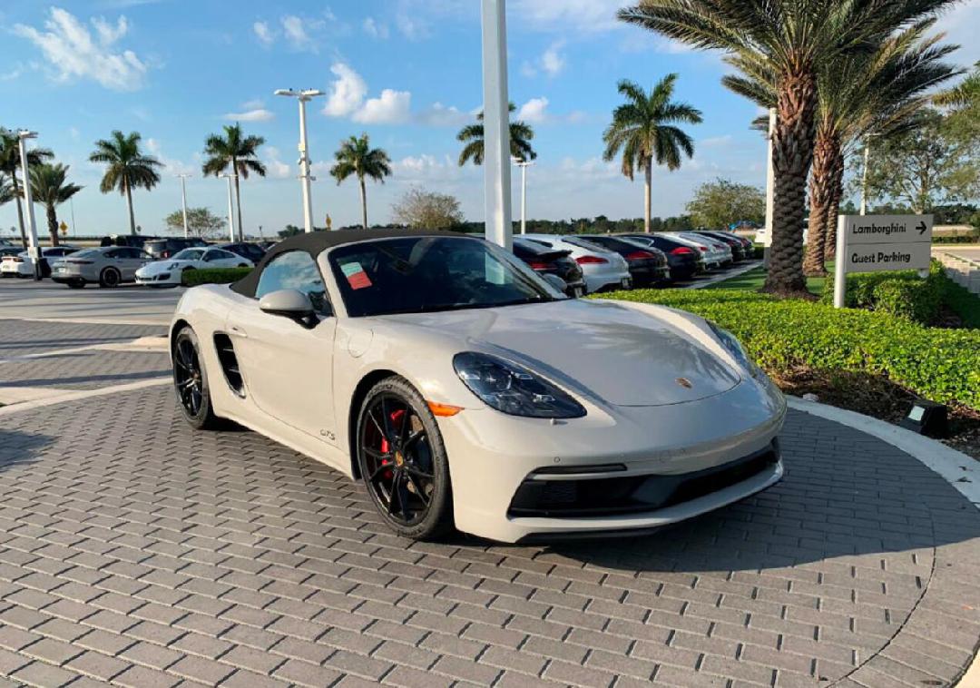 2019款保时捷718 Boxster