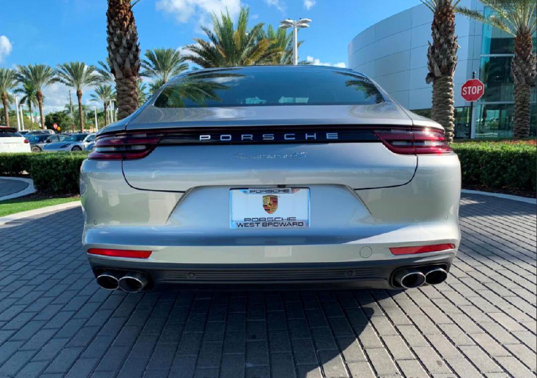 2018款保时捷Panamera