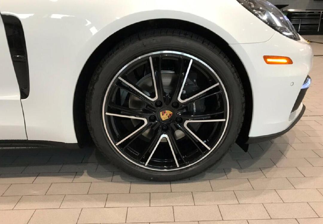 2019款保时捷Panamera