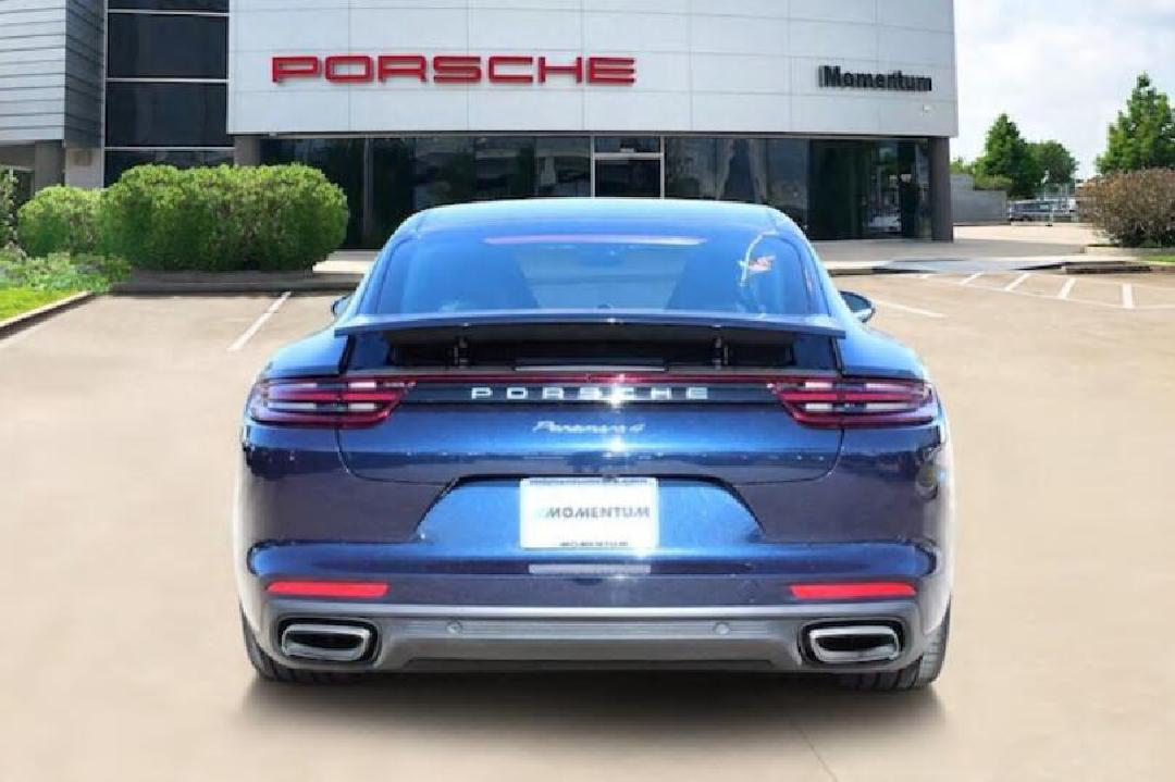 2018款保时捷Panamera 4 Executive