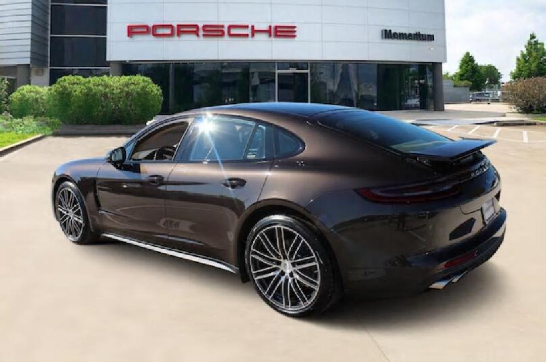 2018款保时捷Panamera 4S全轮驱动