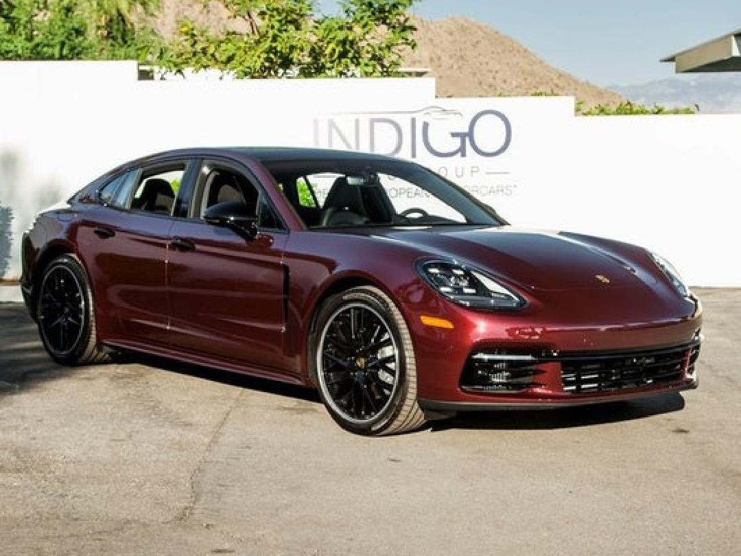 2018款保时捷Panamera 4S全轮驱动