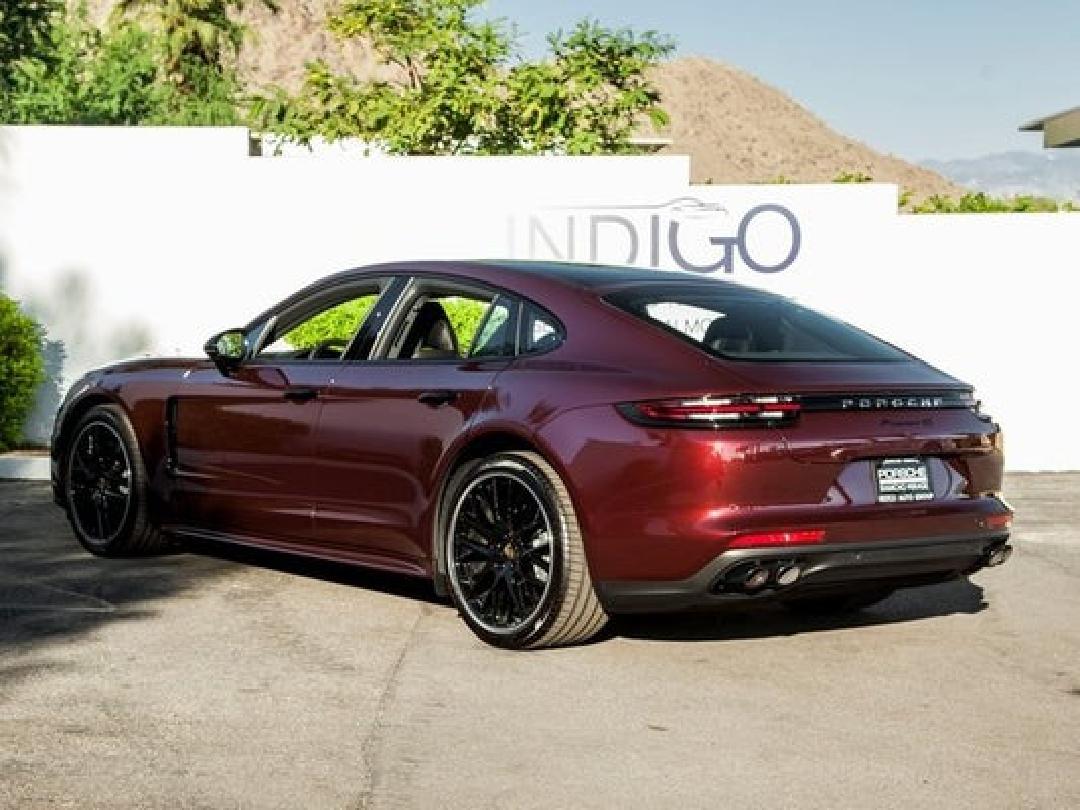 2018款保时捷Panamera 4S全轮驱动