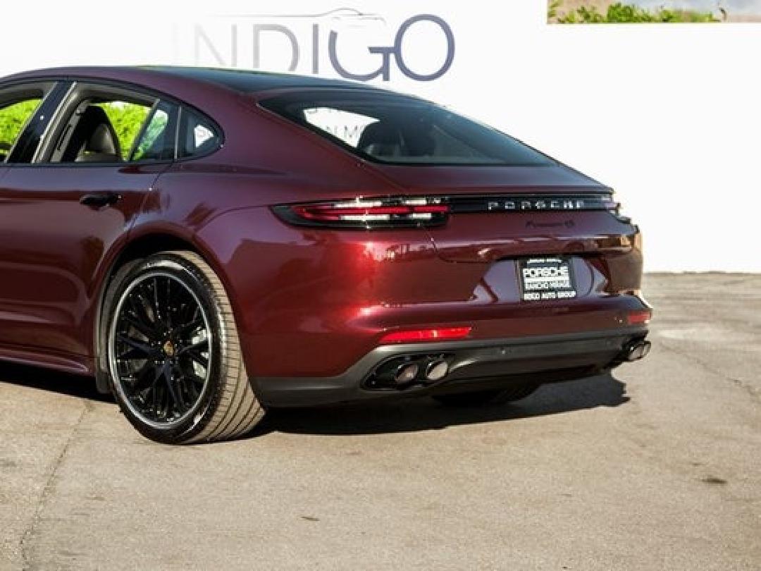 2018款保时捷Panamera 4S全轮驱动