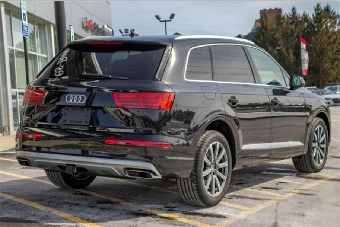 2019款奥迪Q7 2.0T 豪华