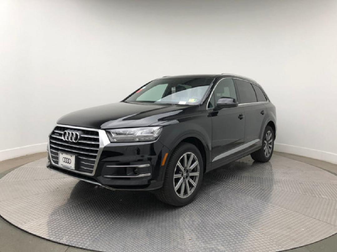 2019款奥迪 Q7 3.0T 豪华