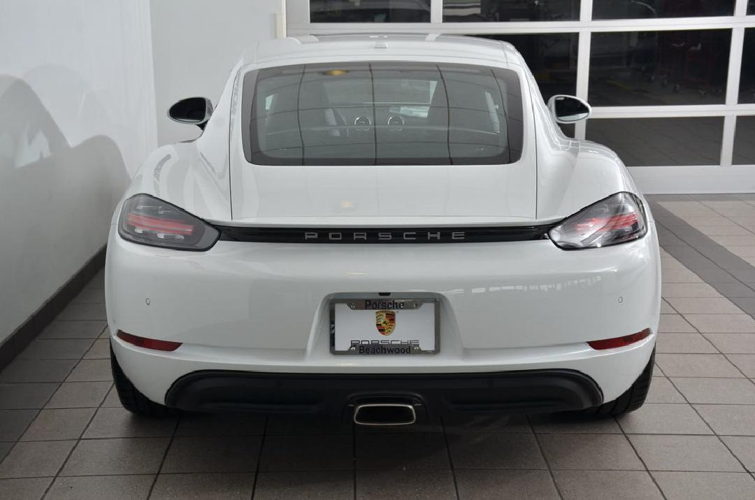 2019款保时捷718 Cayman