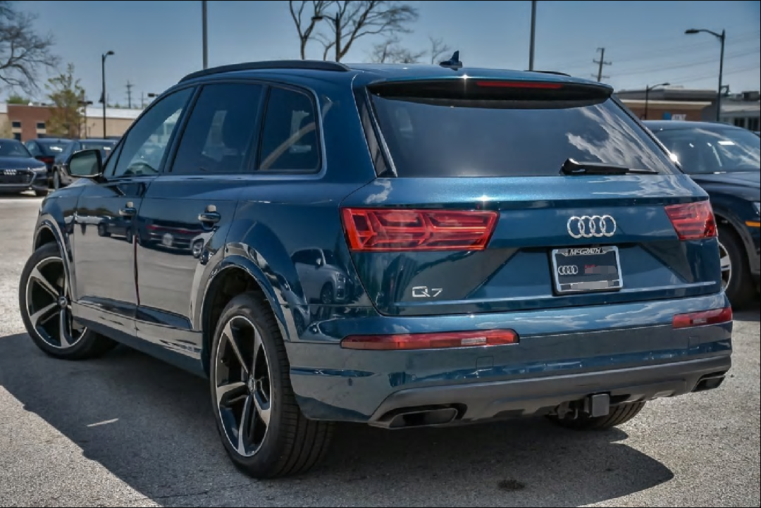 2019款奥迪Q7 3.0T 尊贵型 