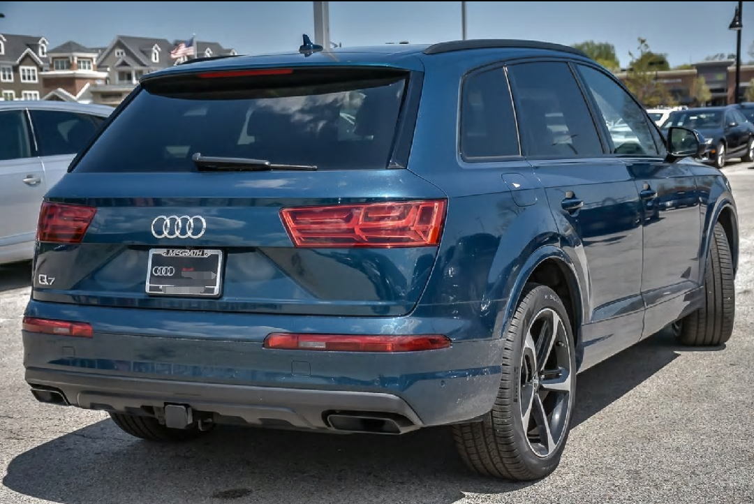 2019款奥迪Q7 3.0T 尊贵型 